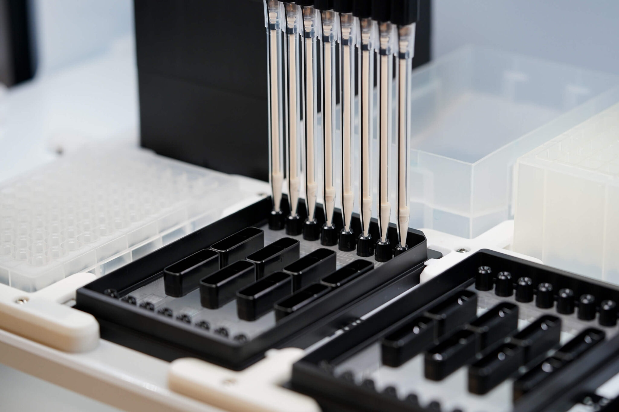 Parallel and Formulatrix - FLO Pipetting